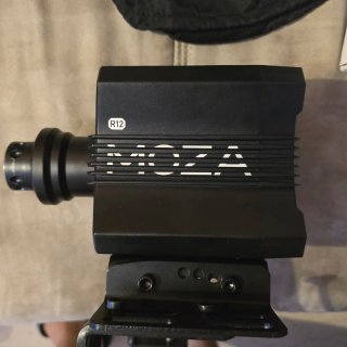 Moza Racing R12 Direct Drive (12 Nm) + Table Clamp