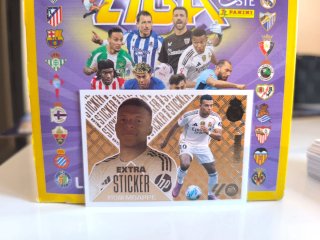 Cromo Extra Sticker Mbappé Bronce