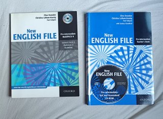 Pack New English File Pre-Intermediate + CD ROM