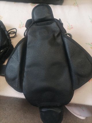 Mochila para moto clásica.