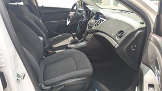Chevrolet Cruze seminuevo solo 40.000