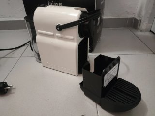 Macchina da caffè Nespresso Inissia Krups Bianca