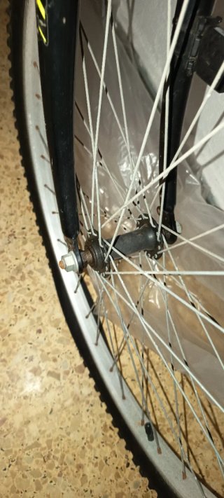 Bicicleta B-Pro 600 Negra