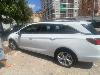 Opel Astra Sports Tourer 1.5D 105 CV, 2020, diésel