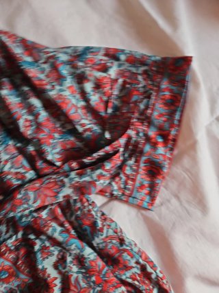 Kimono de seda con cinturón estampado