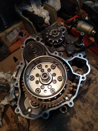 Motor y algunas piezas+ . Aprilia malaguti xtm 125