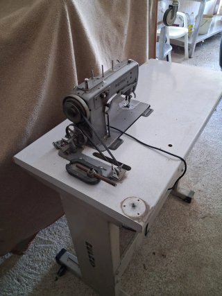 Máquina de coser industrial Refrey 430