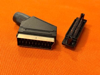 Set Connettori Euro SCART 21 Pin da Saldare 1M 1F