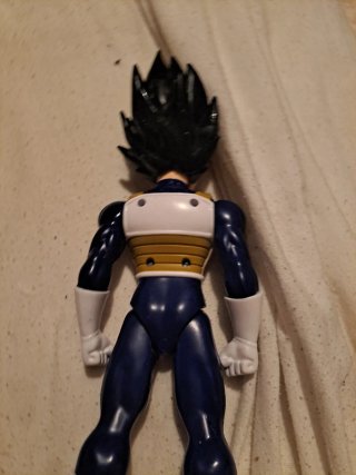 Figura Goku Super Saiyan 4