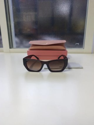 Gafas de sol MIU MIU