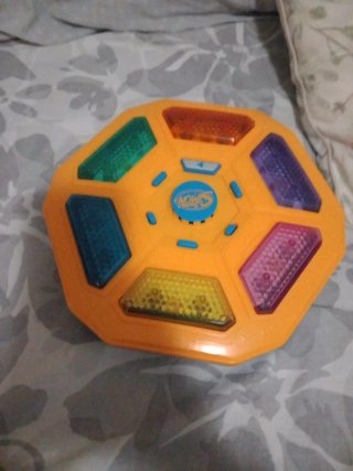 Juego Super Simon MB 7+