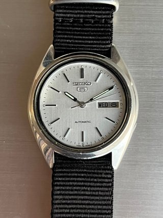 Seiko 5 Automático Esfera Blanca