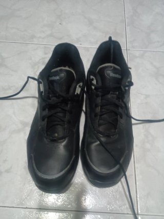 Zapatillas Reebok Negras y Verdes