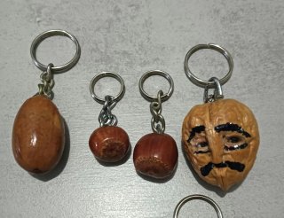 8 Llaveros Artesanales Naturales