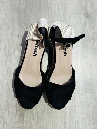 Sandalias cuña Refresh negras talla 40