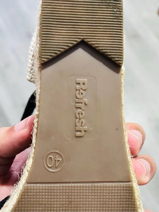 Sandalias cuña Refresh negras talla 40