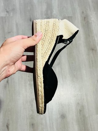Sandalias cuña Refresh negras talla 40