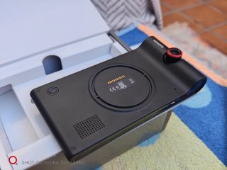 Garmin nüvicam LMT GPS Dash Cam