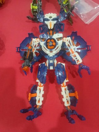 Lote 4 Neo-Shifters
