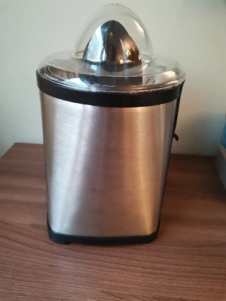 Exprimidor Eléctrico Jata Acero Inoxidable