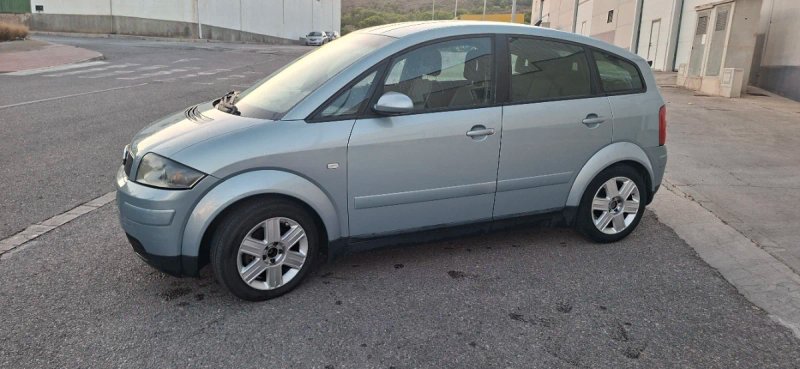 Audi A2 2003 - foto 1