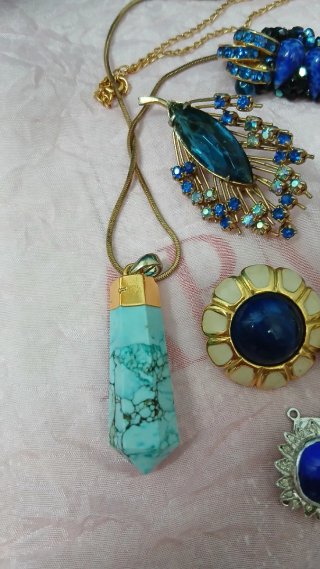 Lote Broches, Pendientes, etc. Azul Vintage