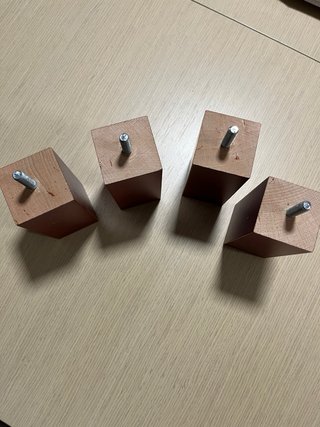 Patas de madera para sillón