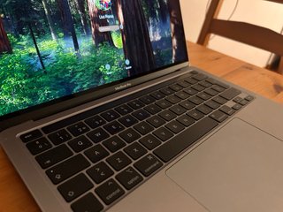 MacBook Pro 13” 2020 Intel i5 8GB 256GB