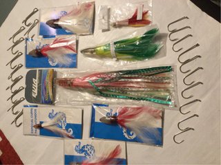 Lote de pesca: señuelos y anzuelos
