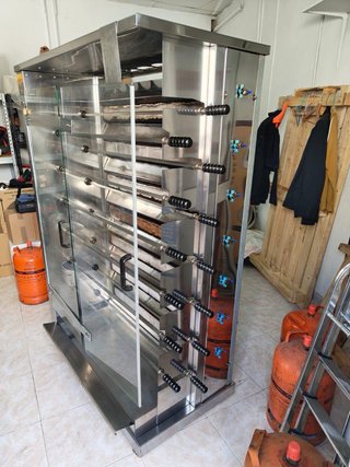 Maquina de Pollos Profesional 65 Pollos/13Barras