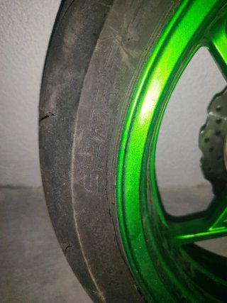 Llanta Trasera Kawasaki Z900 (2023-2025)