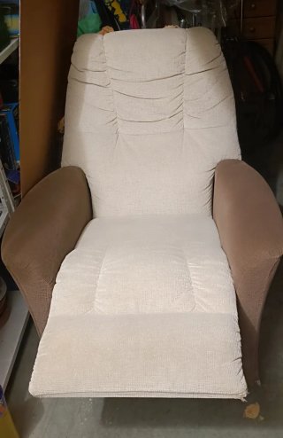 Sofá reclinable de tela