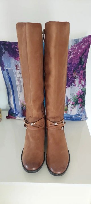 Botas de piel forradas Tamaris