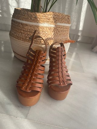 Sandalias Marypaz plataforma marrón