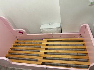 Cama infantil IKEA BUSUNGE rosa