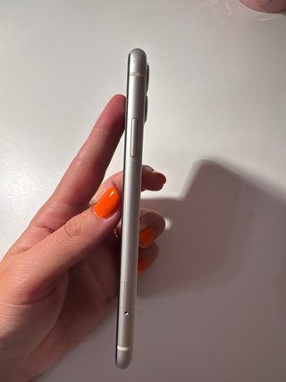iPhone 11 128GB Blanco Tiene caja original