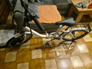 Bici Eléctrica Blanca Plegable