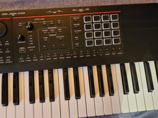 Roland Fantom 07 Teclado Sintetizador