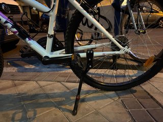 Bicicleta de montaña blanca