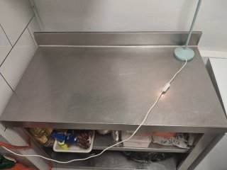 Congelador Corberó + Mesa Acero + Ollas