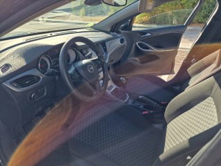 Opel Astra 2021