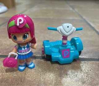 Muñeca con Kart PINYPON