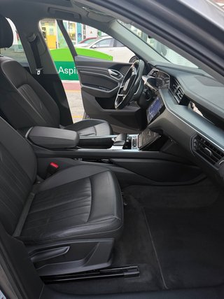 Audi e-tron 2021