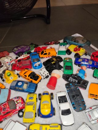 Lote coches de juguete variados
