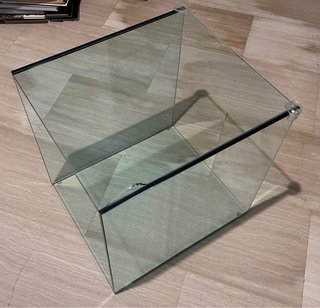 2 Tavolini in vetro molato misure 40x45x45