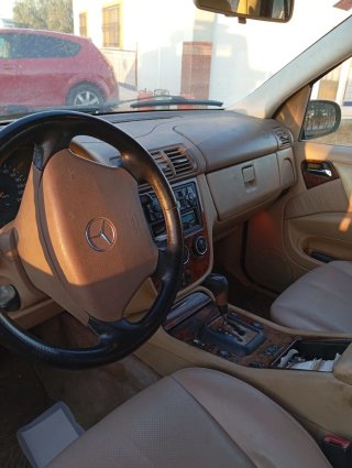 Mercedes-Benz Clase M 2001