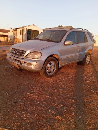 Mercedes-Benz Clase M 2001