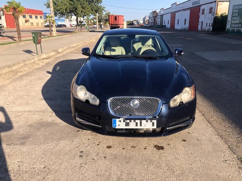 Jaguar XF 2009 - foto 1