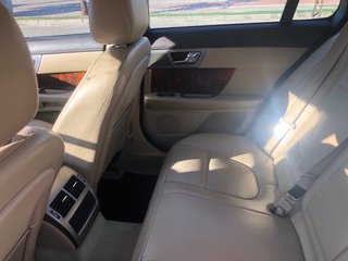 Jaguar XF 2009