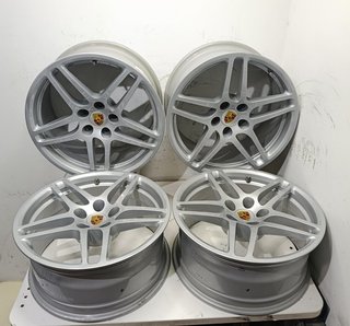 Juego de Llanta Porsche Macan S doble medida R18